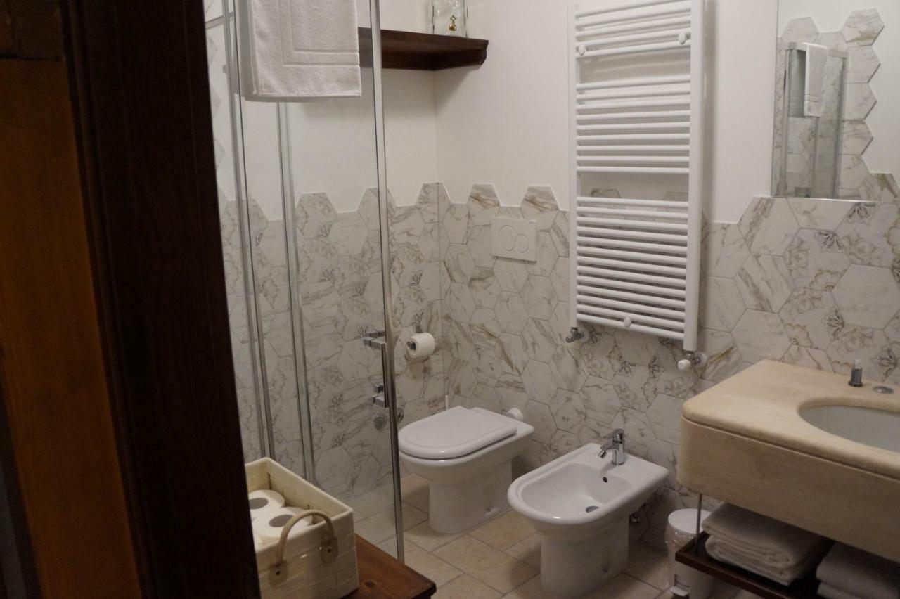La Brigata Apartments Suite Room Каваллино Экстерьер фото